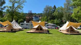 Freizeitanlage Rheinwiese - Camping Schaffhausen - Restaurant RheinGenuss Freizeitanlage Rheinwiese - Camping Schaffhausen - Restaurant RheinGenuss