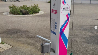 Öffentliche Velo-Pumpe & Werkzeug Büsingen