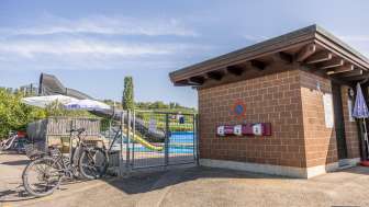 E-Bike Ladestation Badi Hallau