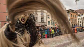 SH Fasnacht Umzug Hexe