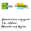 Partner-Logo Regionaler Naturpark Schaffhausen Das ist das Logo von Partnerunternehmen des regionalen Naturparks Schaffhausen. Neben dem Naturpark Logo steht in schwarzer Schrift "Gemeinsam engagiert für Natur, Mensch und Region."