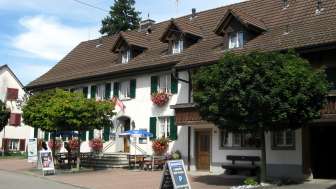 Velohotel Hirschen (Landgasthof Hotel)