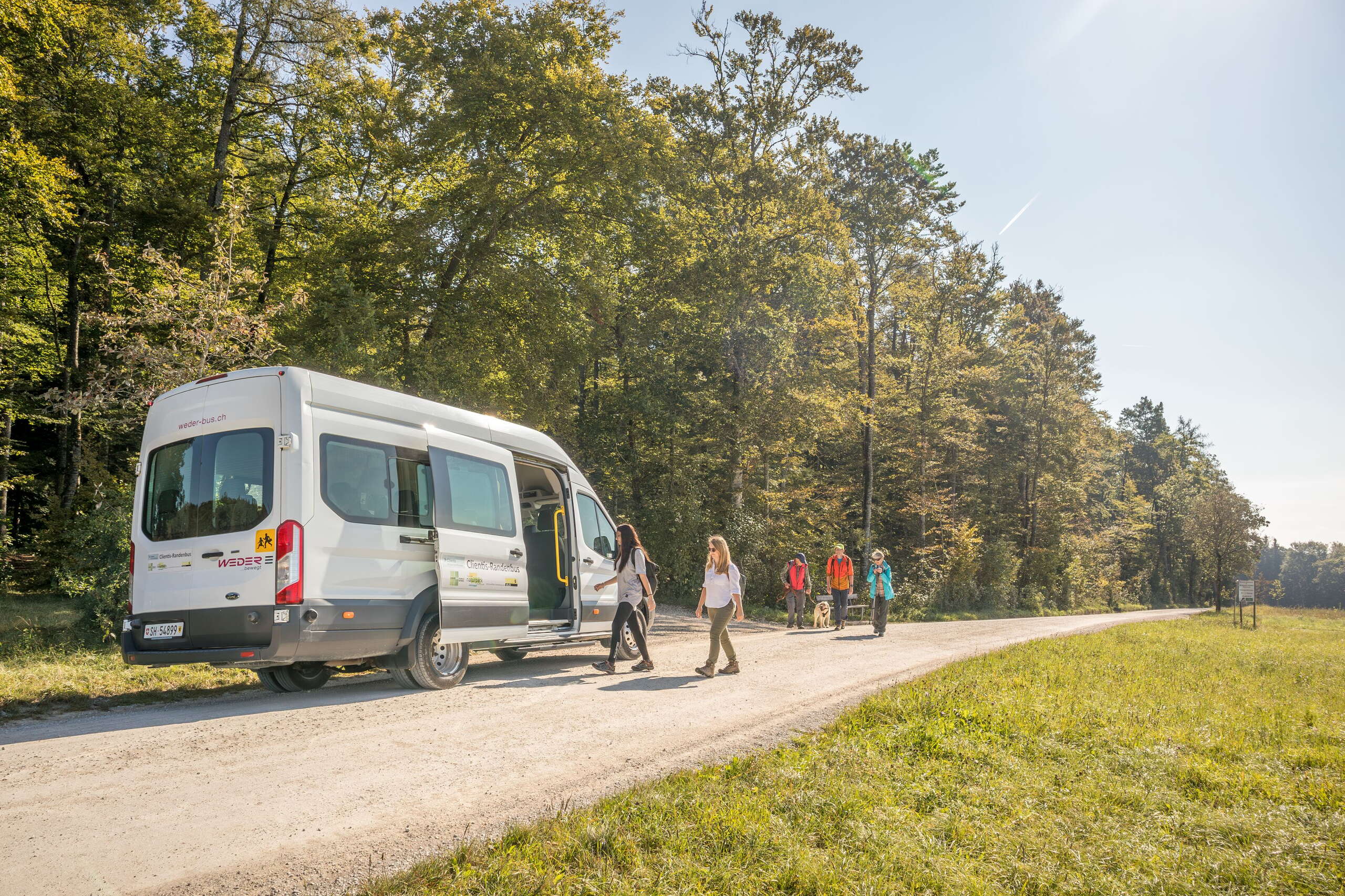 Kreuzweg, Wandern, Clients, Randenbus, Randen, Wanderer, Hund, Spätsommer, September, Hemmental, Herbst