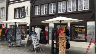 Swiss Souvenirs Rappenfarb
