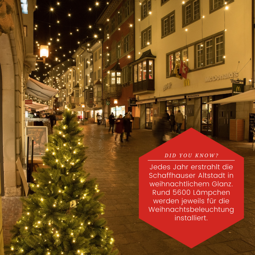Bild der Weihnachtsbeleuchtung in der Schaffhauser Altstadt mit einem Fakt zu den Anzahl Lämpchen.