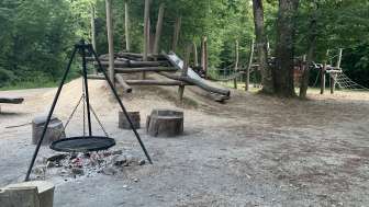 Grillstelle Waldspielplatz Niklausen