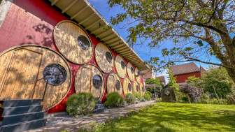 WeinFassHotel Rüedi WeinFassHotel Rüedi