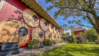 WeinFassHotel Rüedi